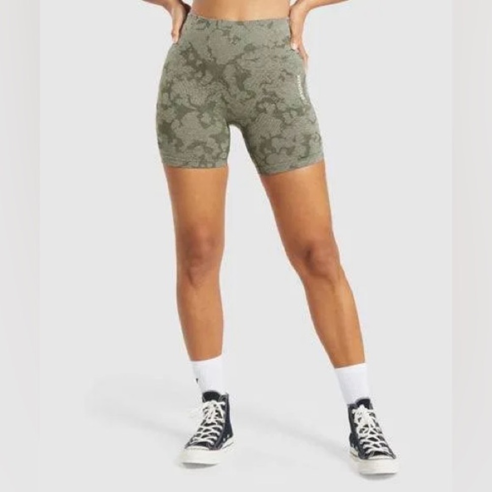 Gymshark Adapt Camo Seamless Shorts - Green